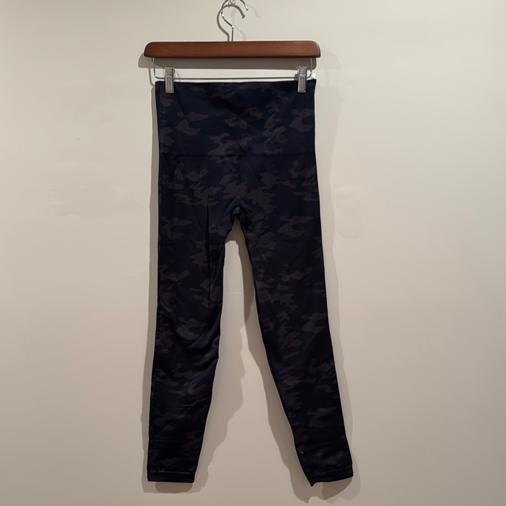 Black Full-Length Stretchy Leggings